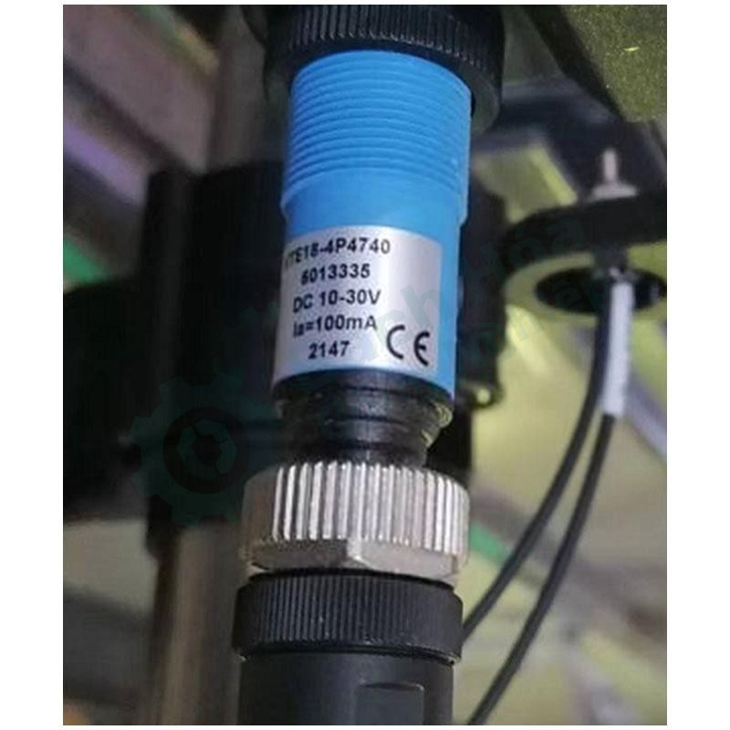 Cảm biến quang điện SICK VTE18-4P4740