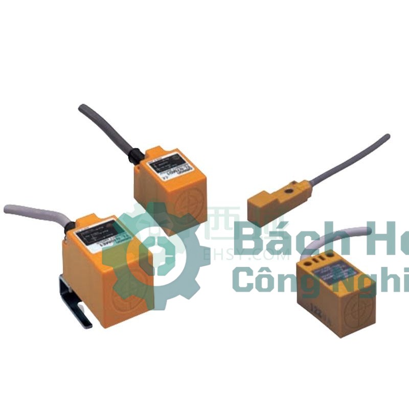Cảm biến tiệm cận OMRON MAT777