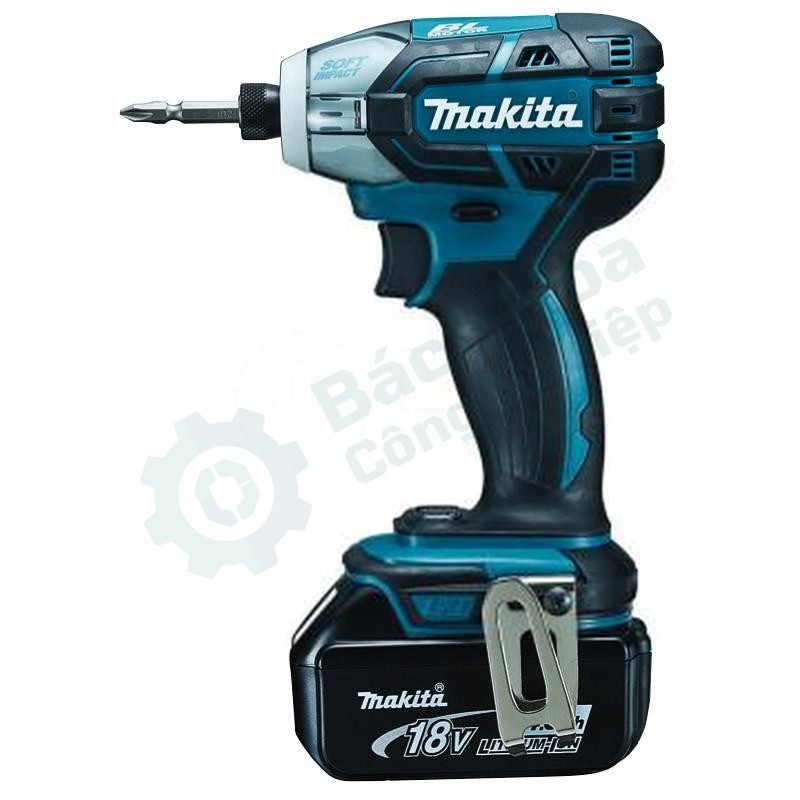 Máy vặn vít va đập MAKITA DTS141Z